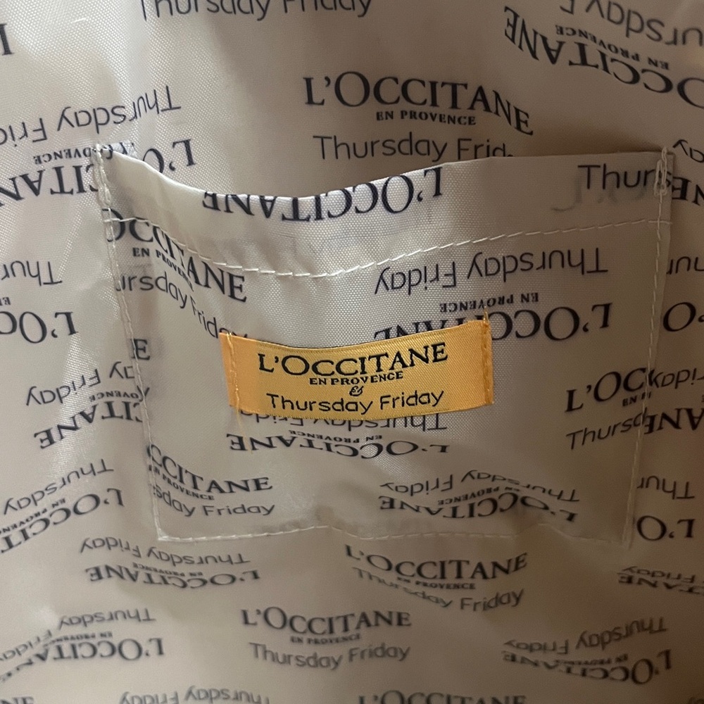 L'OCCITANE versatile, limited edition canvas tote - Picture 6 of 10